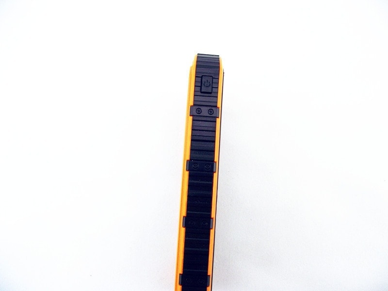 Solární power bank 8 000 mAh