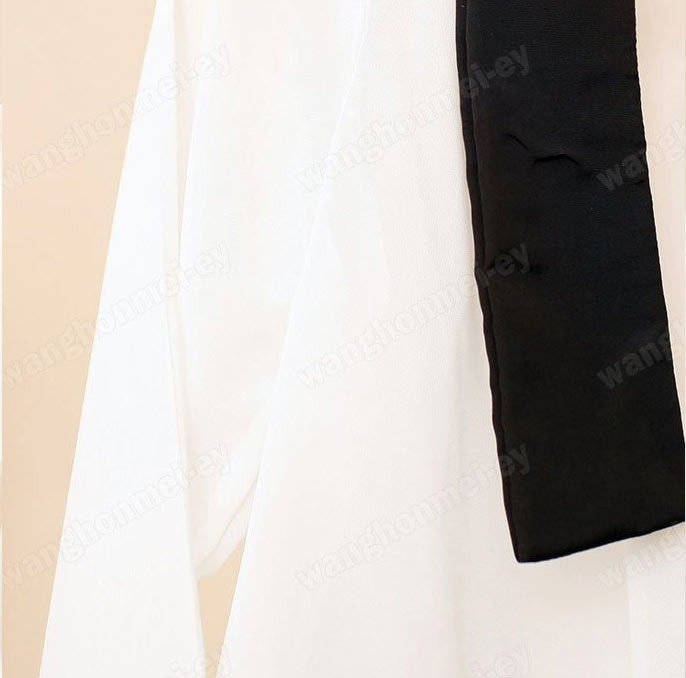 Elegantní dámská halenka
